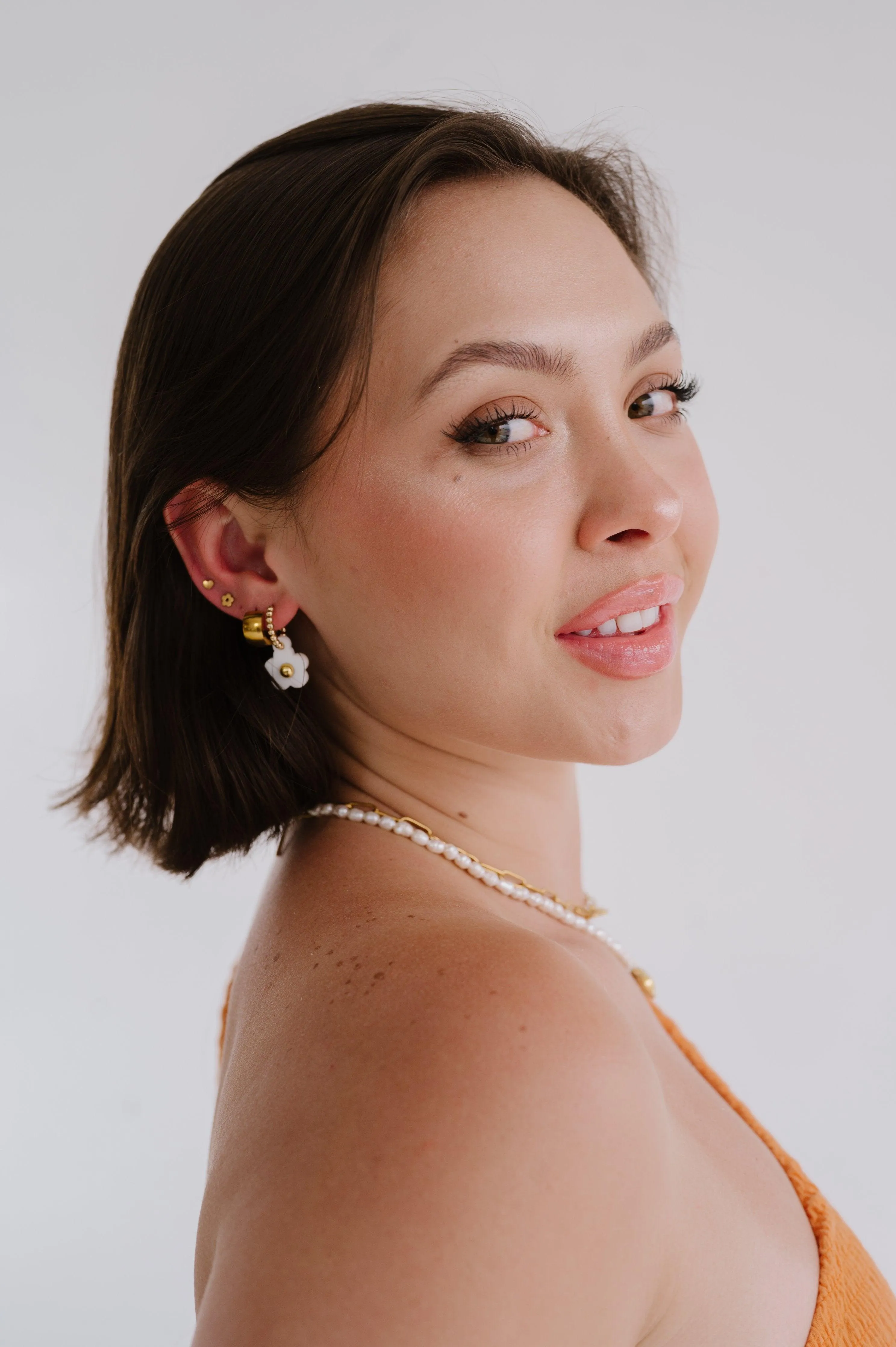 Daisy Flat Back Stud