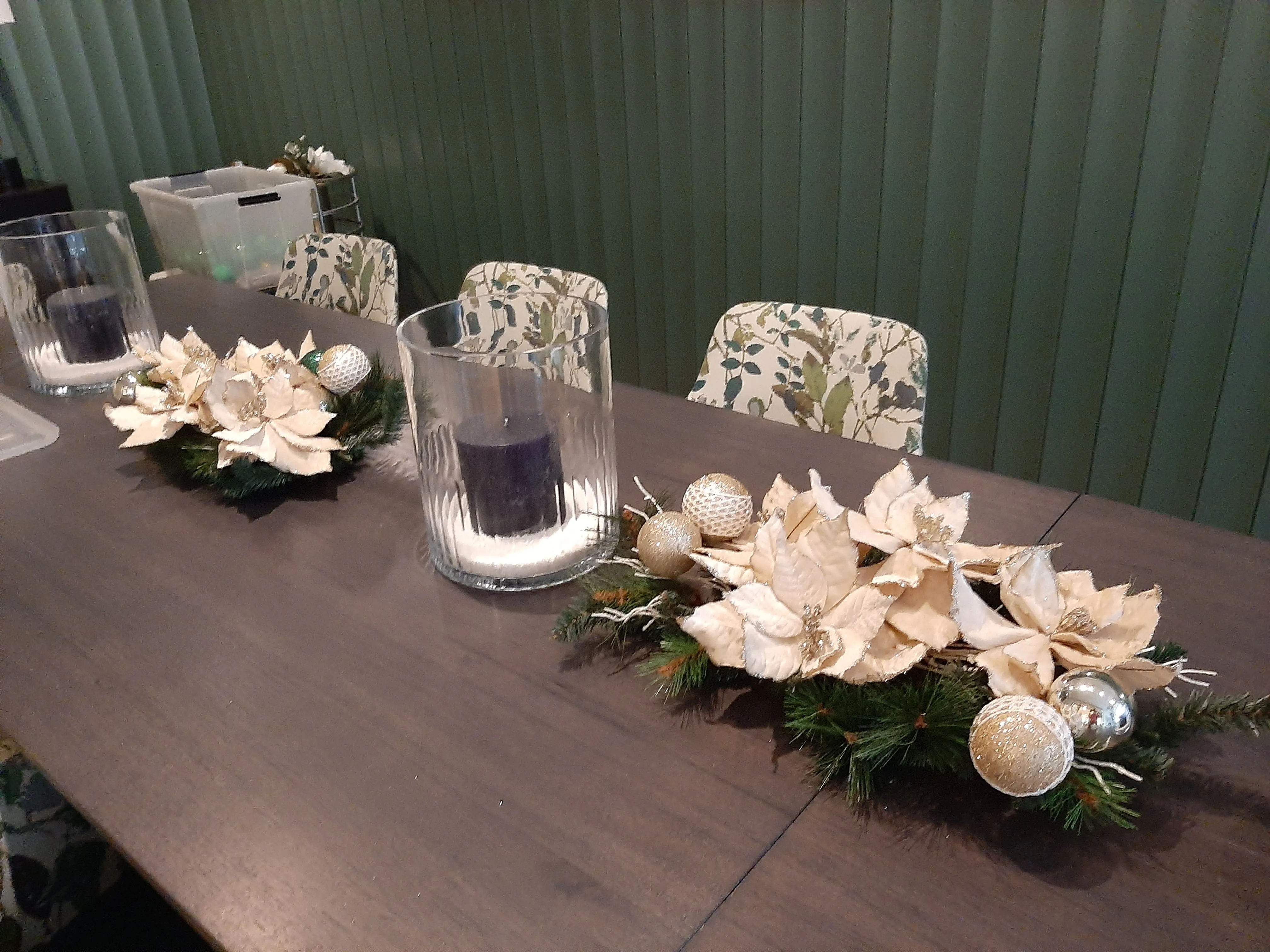 Decorated Pine Centrepiece - Hire