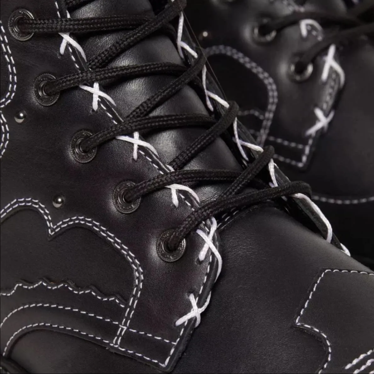 Dr Martens - Jadon HI Americana Gothic Leather Platforms