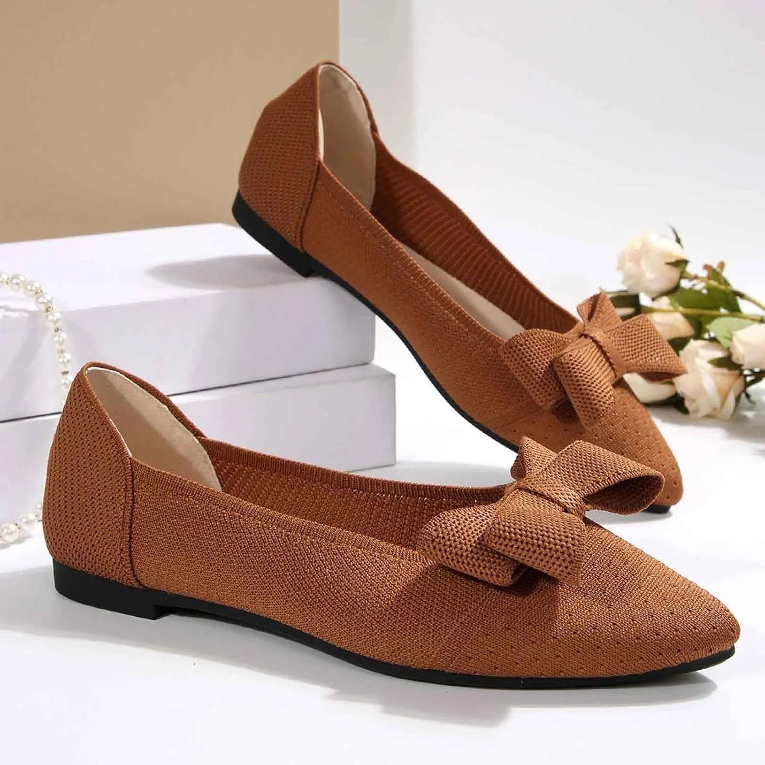 Fashion New Women's Casual Flats Shoes, Simple Solid Color, Flat Bottom, Comfortable, Lightweight and Anti-Slip to Wear