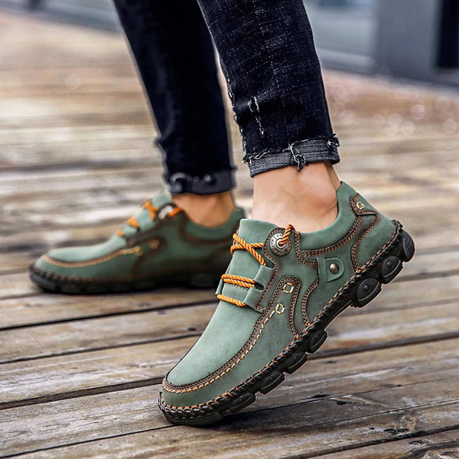 Men's Vintage Leather Casual Loafers Hand-Stitched Lace-Up Non-Slip Waterproof Sneakers Fashionable Comfortable Walking Driving Shoes