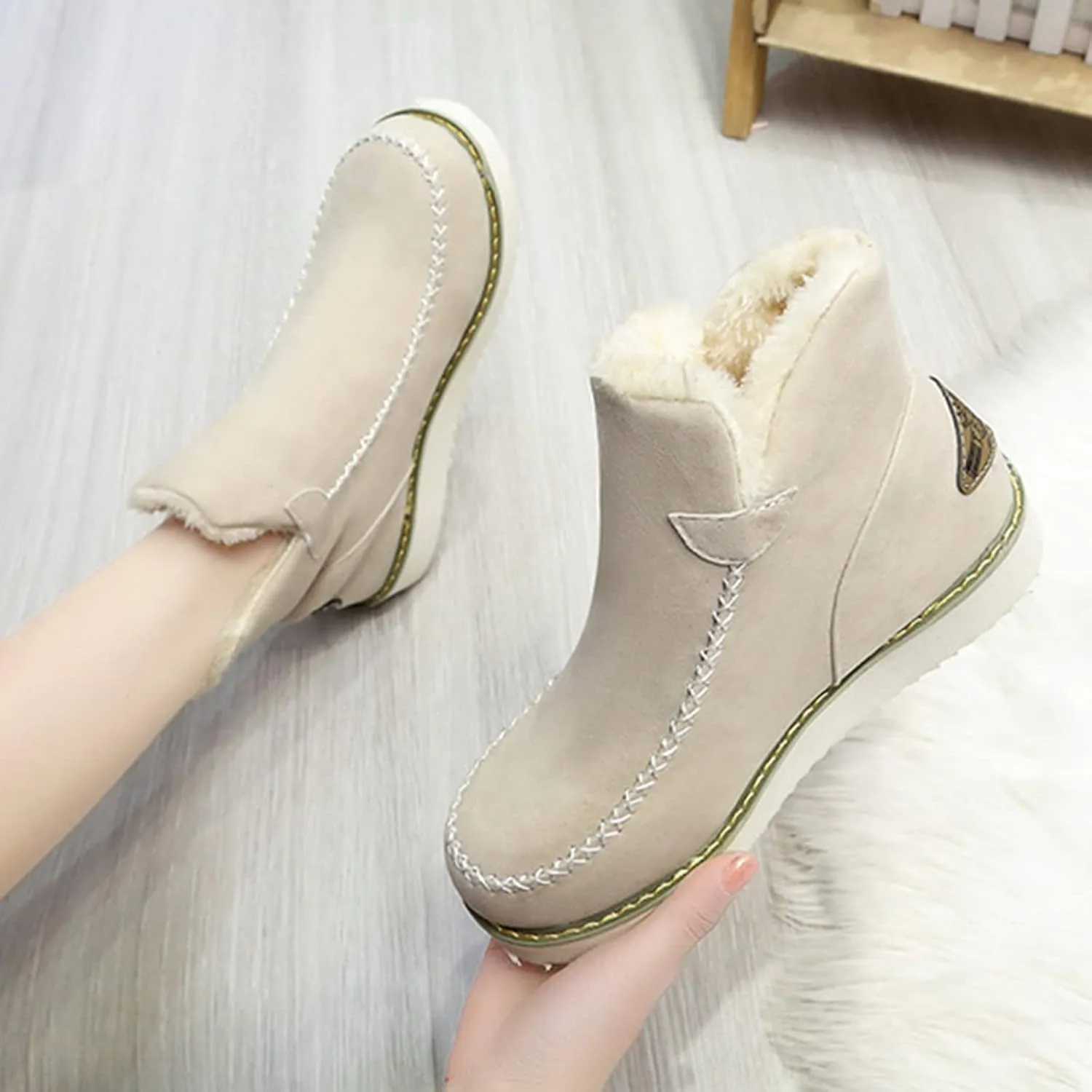 Platform Snow Boots for Women 2022 Winter Fashion Round Toe Plush Warm Slip on Flat Ankle Booties Solid Casual Comfortable Outdoor Ladies Shoes